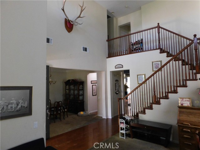 Detail Gallery Image 7 of 27 For 1216 Aups Ct, Merced,  CA 95348 - 6 Beds | 4 Baths