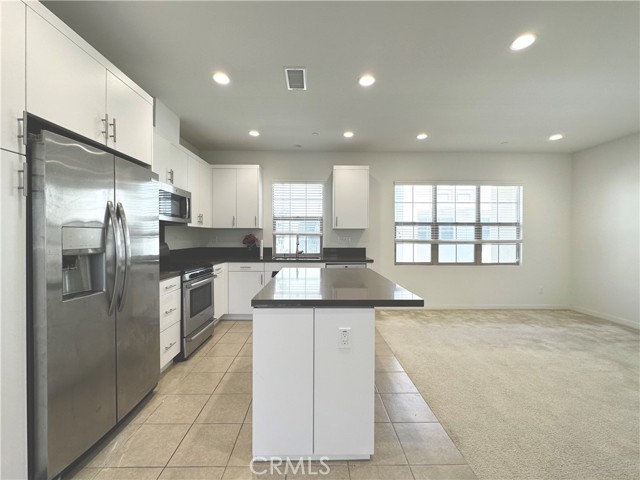 129 Briarberry, Irvine CA: https://media.crmls.org/medias/9dd554b2-a087-4cff-b14e-e766589844b3.jpg