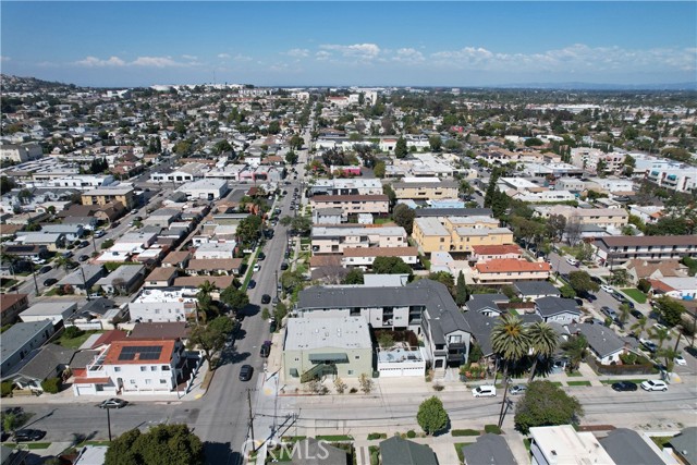 Detail Gallery Image 4 of 5 For 1102 Termino Ave, Long Beach,  CA 90804 - – Beds | – Baths