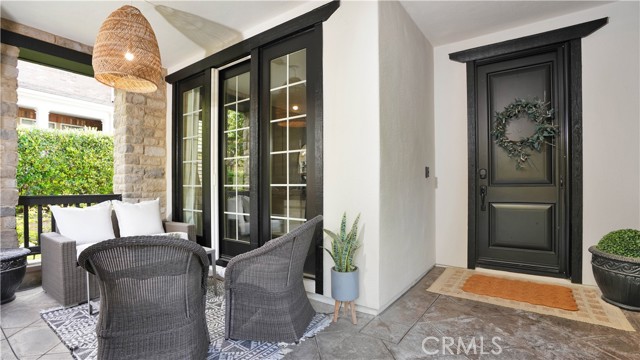 19 Basilica Place, Ladera Ranch CA: https://media.crmls.org/medias/9dd68773-5c94-4296-af0a-71218fba49d9.jpg