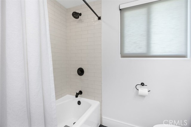 Image 20 of 40 For 16342 Gentry