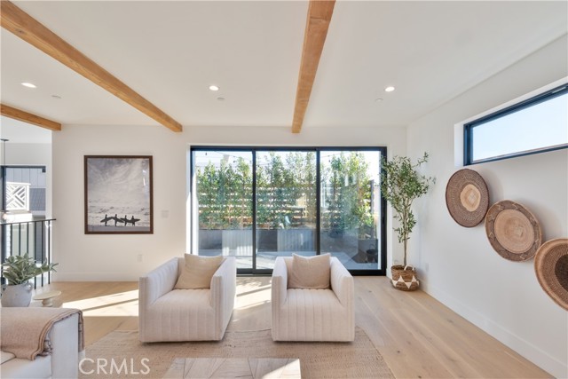 Detail Gallery Image 12 of 54 For 707 2nd St, Hermosa Beach,  CA 90254 - 4 Beds | 4/1 Baths