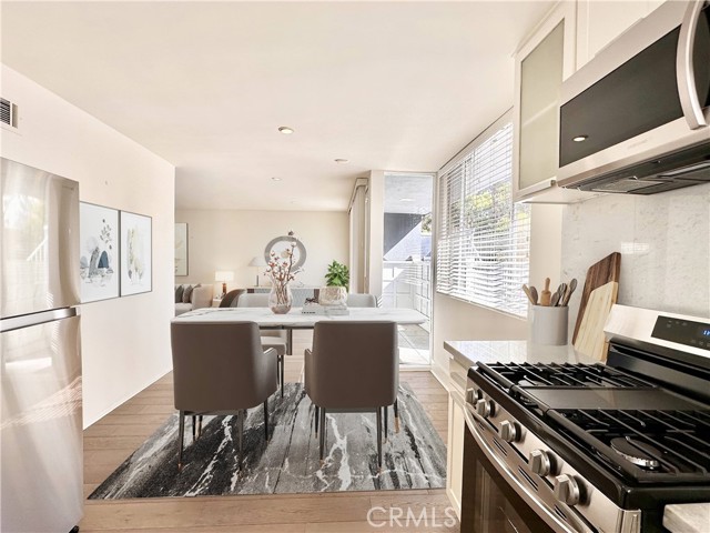 11627 Chenault Street #1, Los Angeles, CA, 90049 11627 Chenault Street #1, Los Angeles, CA, 90049
