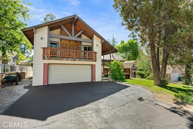 Detail Gallery Image 1 of 46 For 1042 Pine Mountain Dr, Big Bear City,  CA 92314 - 4 Beds | 3 Baths
