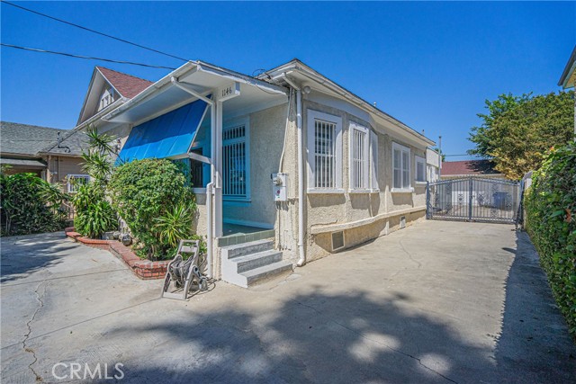 1146 Irolo Street, Los Angeles, California 90006, 3 Bedrooms Bedrooms, ,1 BathroomBathrooms,Single Family Residence,For Sale,Irolo,SB24148200