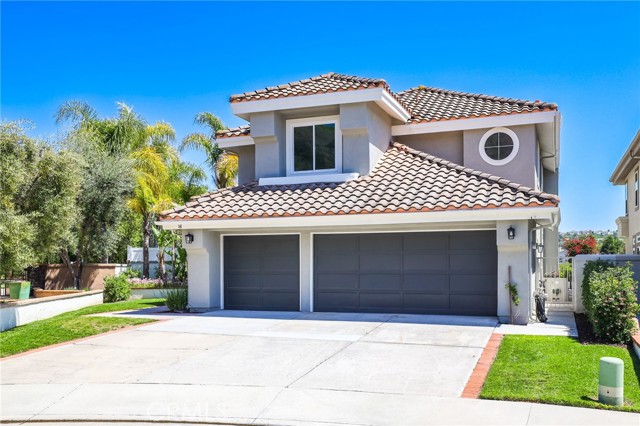Detail Gallery Image 2 of 32 For 16 Deerfield Place, Trabuco Canyon,  CA 92679 - 5 Beds | 3 Baths