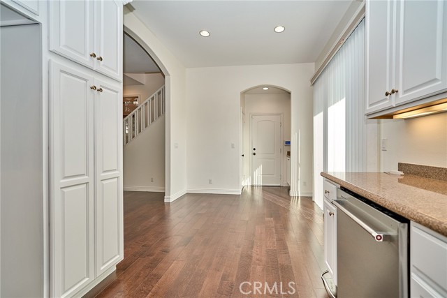 Detail Gallery Image 13 of 29 For 10773 Chestnut, Los Alamitos,  CA 90720 - 3 Beds | 2/1 Baths