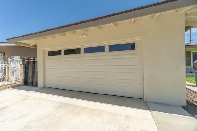 5611 Harold Street, Riverside CA: https://media.crmls.org/medias/9dd98f46-8009-484d-9438-6b8ef7f92cbb.jpg