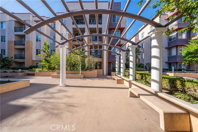 Detail Gallery Image 22 of 33 For 360 W Avenue 26 #215,  Los Angeles,  CA 90031 - 3 Beds | 2 Baths