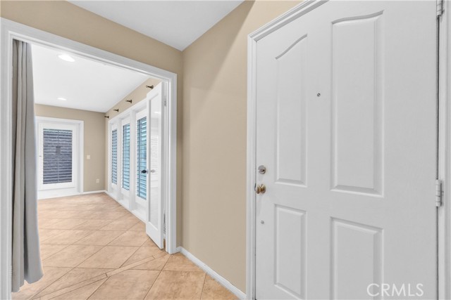 Image 11 of 27 For 284 Tustin Field Drive