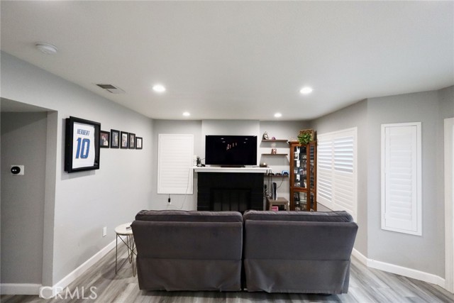 Detail Gallery Image 18 of 51 For 2804 Rippling Brook, Ontario,  CA 91761 - 3 Beds | 2/1 Baths