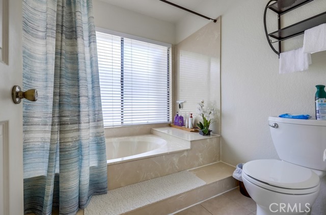 1505 W Nottingham Lane, Anaheim CA: https://media.crmls.org/medias/9ddb17a5-6026-4f90-bde9-82dd9f79f13e.jpg