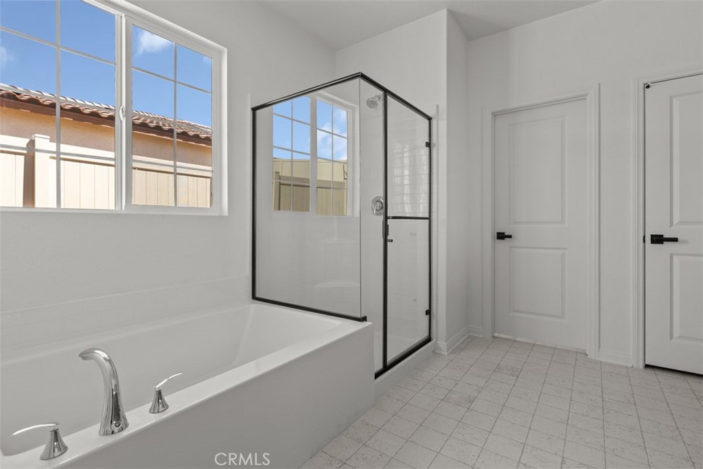 MLS #IV25231910 image #12