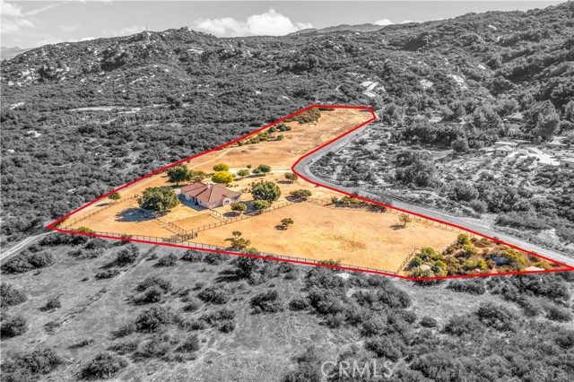 Detail Gallery Image 43 of 49 For 10204 Mount Olympus Valley Rd, Fallbrook,  CA 92028 - 3 Beds | 2/1 Baths