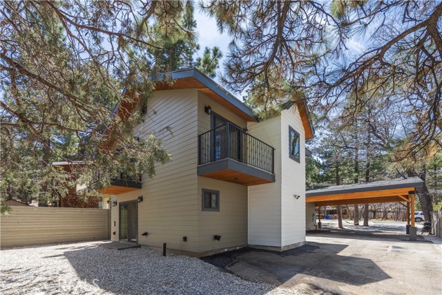 259 Victoria Lane, Sugarloaf CA: https://media.crmls.org/medias/9ddbe991-fbd8-4969-9d02-d0786a8e2734.jpg