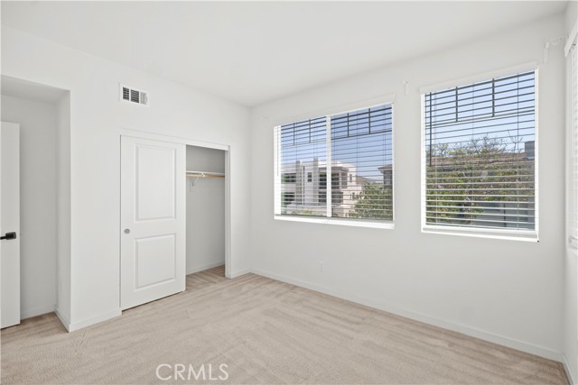 610 Cultivate, Irvine CA: https://media.crmls.org/medias/9ddd2c70-c28f-444b-a593-10702b03f3bf.jpg