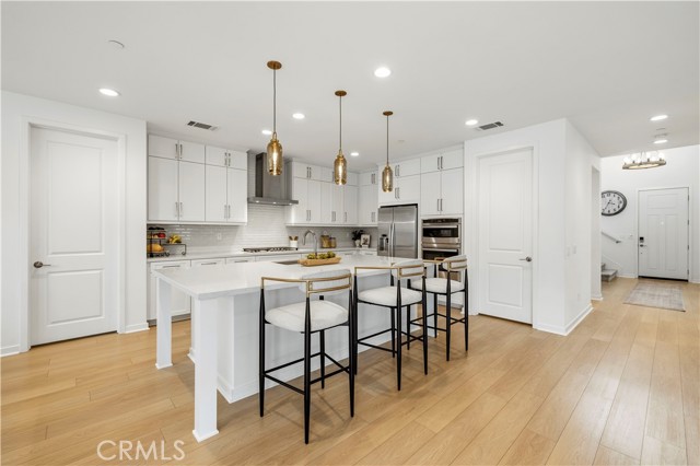 5 Bed Home for Sale in Saugus, California
