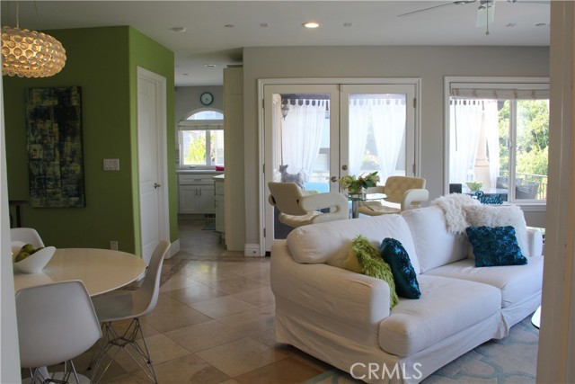 Detail Gallery Image 22 of 30 For 427 19th St, Manhattan Beach,  CA 90266 - 2 Beds | 1/1 Baths