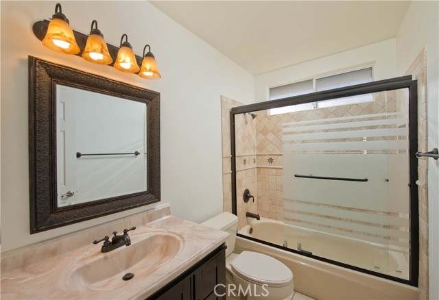 Detail Gallery Image 16 of 23 For 24666 Calle Largo, Calabasas,  CA 91302 - 4 Beds | 2/1 Baths