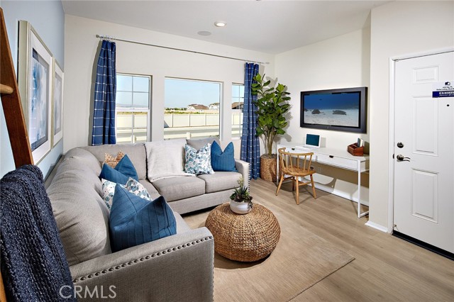 Detail Gallery Image 19 of 22 For 2039 Fernetta Pl, Perris,  CA 92571 - 4 Beds | 3/1 Baths