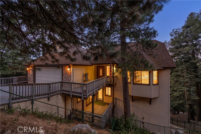 Detail Gallery Image 2 of 47 For 26565 Walnut Hills Dr, Lake Arrowhead,  CA 92391 - 6 Beds | 3/1 Baths