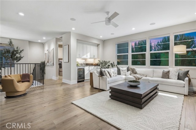 Detail Gallery Image 22 of 46 For 64 Bellatrix, Irvine,  CA 92618 - 5 Beds | 5/1 Baths