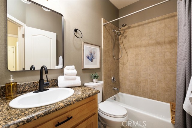 Detail Gallery Image 17 of 35 For 425 Montebello Oaks Dr, Paso Robles,  CA 93446 - 3 Beds | 2 Baths