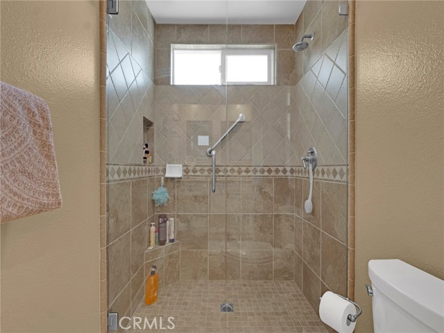 28702 Eagleton Street, Agoura Hills CA: https://media.crmls.org/medias/9de0ee32-e4d9-4756-ba69-b7309067390e.jpg