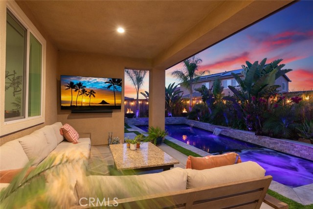Detail Gallery Image 8 of 61 For 29268 Turnhouse, Lake Elsinore,  CA 92530 - 4 Beds | 2/1 Baths