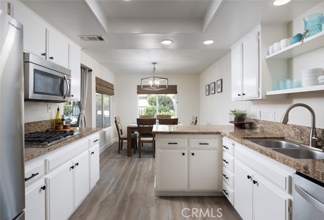 33095 Regatta Court, San Juan Capistrano CA: https://media.crmls.org/medias/9de1ed4a-98c6-49f7-9028-9919f9a235a5.jpg