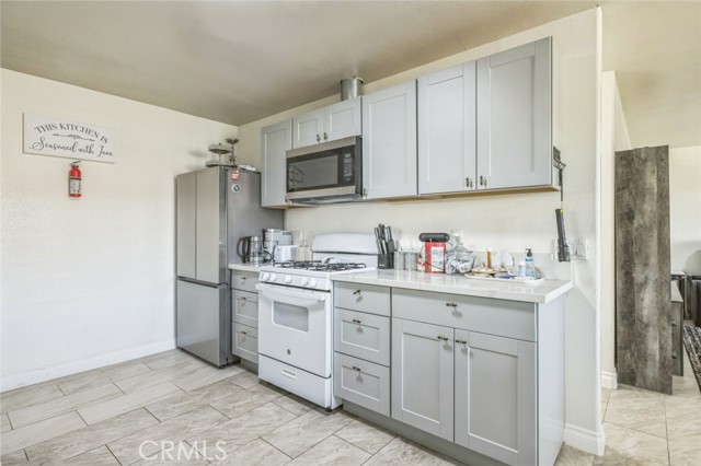 Detail Gallery Image 10 of 30 For 15025 Avenida Ramada, Desert Hot Springs,  CA 92240 - 3 Beds | 2/1 Baths