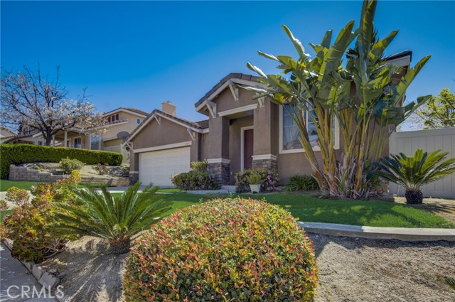 Detail Gallery Image 2 of 33 For 1349 Haddington Dr, Riverside,  CA 92507 - 3 Beds | 2 Baths