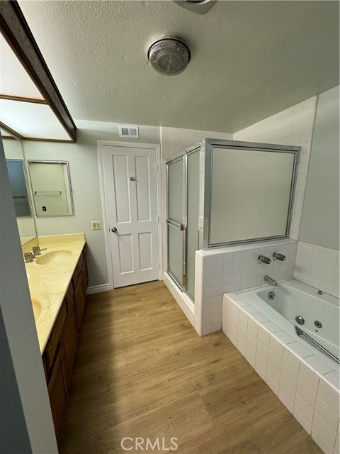 Detail Gallery Image 13 of 17 For 19029 Nordhoff St #204,  Northridge,  CA 91324 - 2 Beds | 2 Baths
