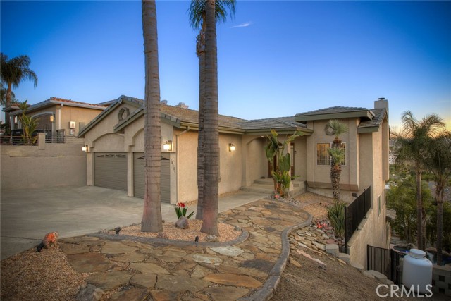 Detail Gallery Image 12 of 68 For 28856 Yosemite Pl, Canyon Lake,  CA 92587 - 3 Beds | 3/1 Baths