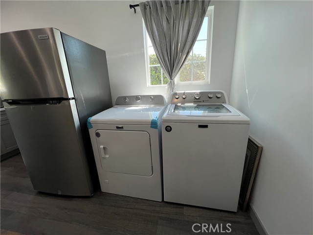 Detail Gallery Image 11 of 11 For 19031 Schoenborn St, Northridge,  CA 91324 - 1 Beds | 1 Baths