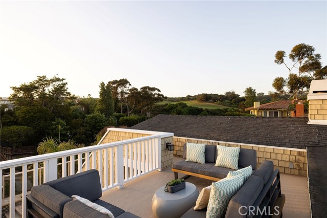 633 Rockford Road, Corona del Mar CA: https://media.crmls.org/medias/9de61a01-8e32-4839-9660-29aa6ce17d76.jpg