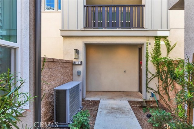 Detail Gallery Image 3 of 54 For 16040 Jamie Ln #8,  Fontana,  CA 92336 - 3 Beds | 2 Baths