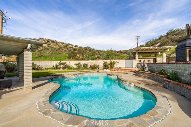 28132 Oak Spring Canyon, Canyon Country CA: https://media.crmls.org/medias/9de73165-4061-4187-915c-38e0bb6776a4.jpg