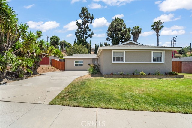 1414 East Baldwin Avenue, Orange CA: https://media.crmls.org/medias/9de74035-a54c-46c5-a2b2-2a21aeb56d38.jpg