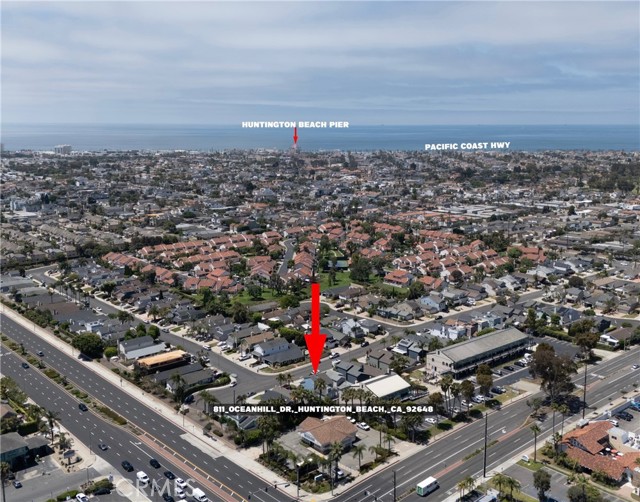 811 Oceanhill Drive, Huntington Beach CA: https://media.crmls.org/medias/9de746b0-adb9-4af5-a87c-2ef613eb0ac7.jpg