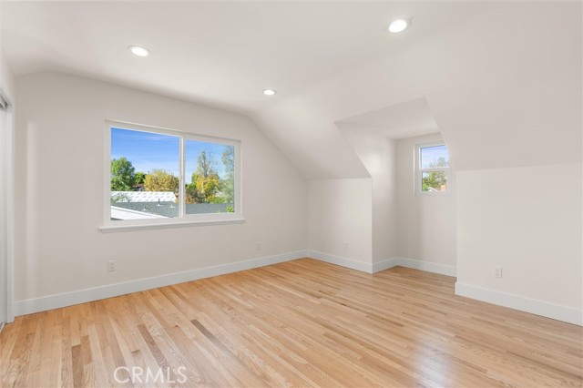 16914 Flanders, Granada Hills CA: https://media.crmls.org/medias/9de7cb72-78ff-437c-a0f6-dfb16dc7c465.jpg