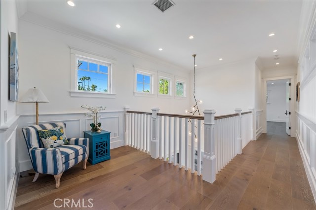 Detail Gallery Image 20 of 59 For 20701 Dumont St, Woodland Hills,  CA 91364 - 8 Beds | 9 Baths