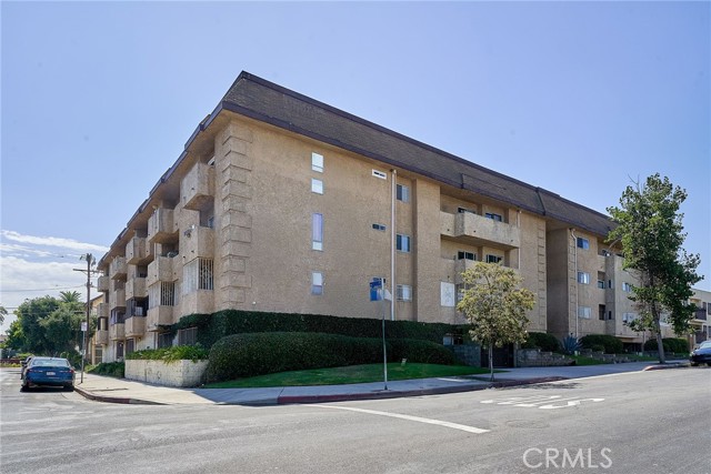 Detail Gallery Image 3 of 30 For 200 S Reno St #210,  Los Angeles,  CA 90057 - 2 Beds | 2 Baths