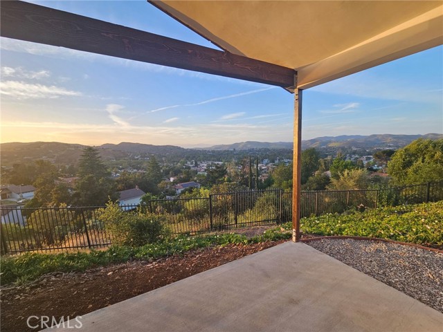 Detail Gallery Image 2 of 12 For 2181 Hillsbury Rd a,  Westlake Village,  CA 91361 - 2 Beds | 1 Baths