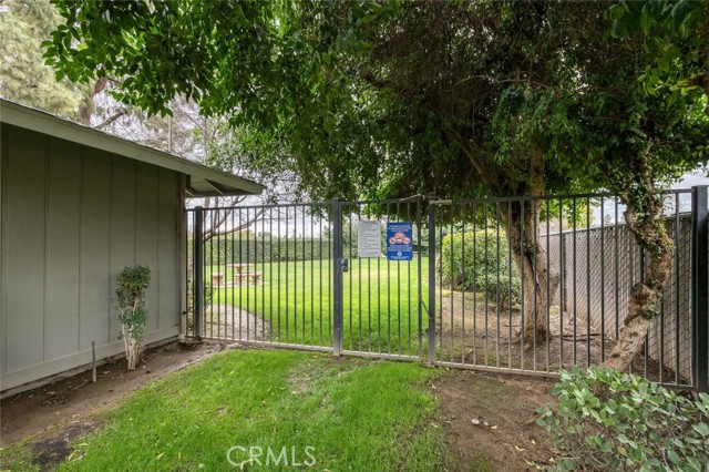 Detail Gallery Image 22 of 42 For 4504 N Valentine Ave #132,  Fresno,  CA 93722 - 1 Beds | 1 Baths