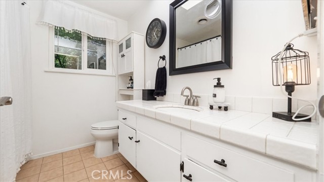 8356 Bella Vista Drive, Rancho Cucamonga CA: https://media.crmls.org/medias/9de9fd0b-99a2-4f95-beb5-7fe56550300e.jpg