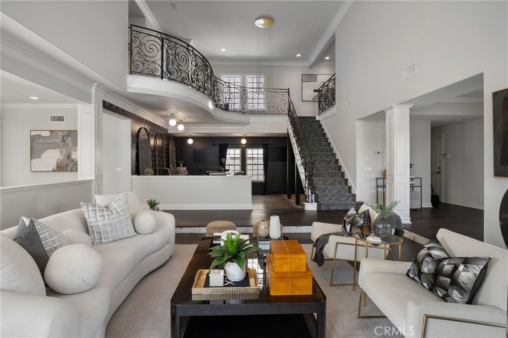 MLS #OC25118659 img 6