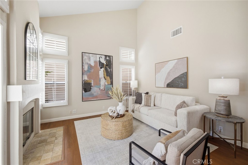 MLS #OC26140497 image #6