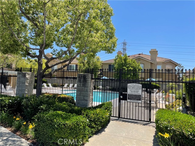 2825 N Chevington Court, Orange CA: https://media.crmls.org/medias/9dea37f5-6702-429b-aae6-47f7c1ff16a3.jpg