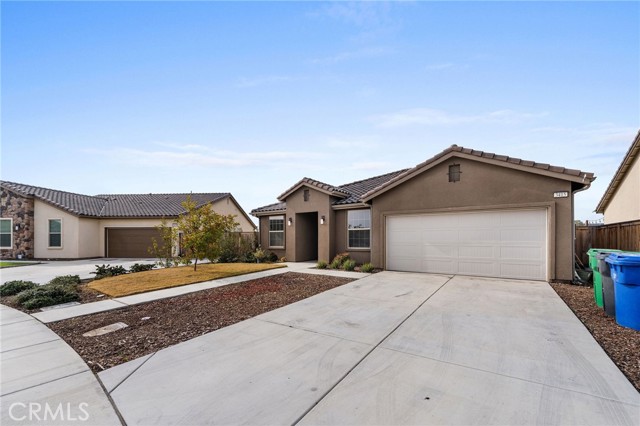 Detail Gallery Image 3 of 34 For 3415 Falling Brook, Shafter,  CA 93263 - 4 Beds | 2 Baths